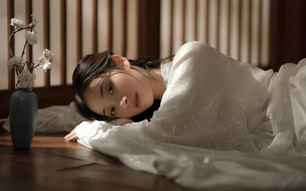 《发现男友的腰窝后，我选择分手》全文在线试读  第4章