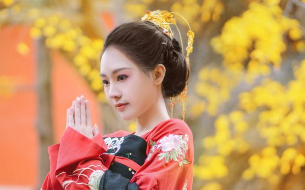 《重生八零：退婚怒踹渣男，我嫁首长当团宠》周玉白林鹤霆陈嫣嫣章节目录精彩试读