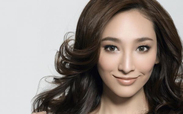 《张宁李婉玲》乱世兵王：红颜江山我全都要免费试读